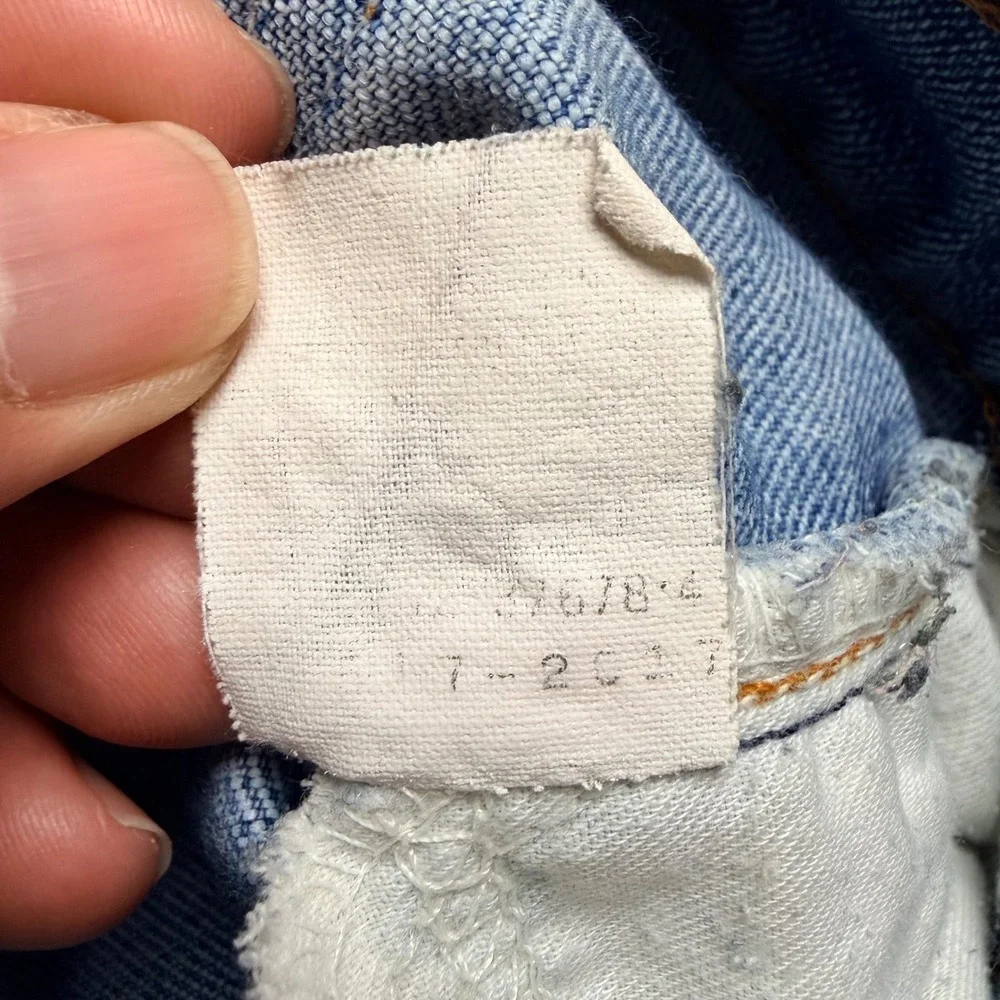 Vintage 80s Levis 517 Made in USA Bootcut Jeans 35x32 (33x26)